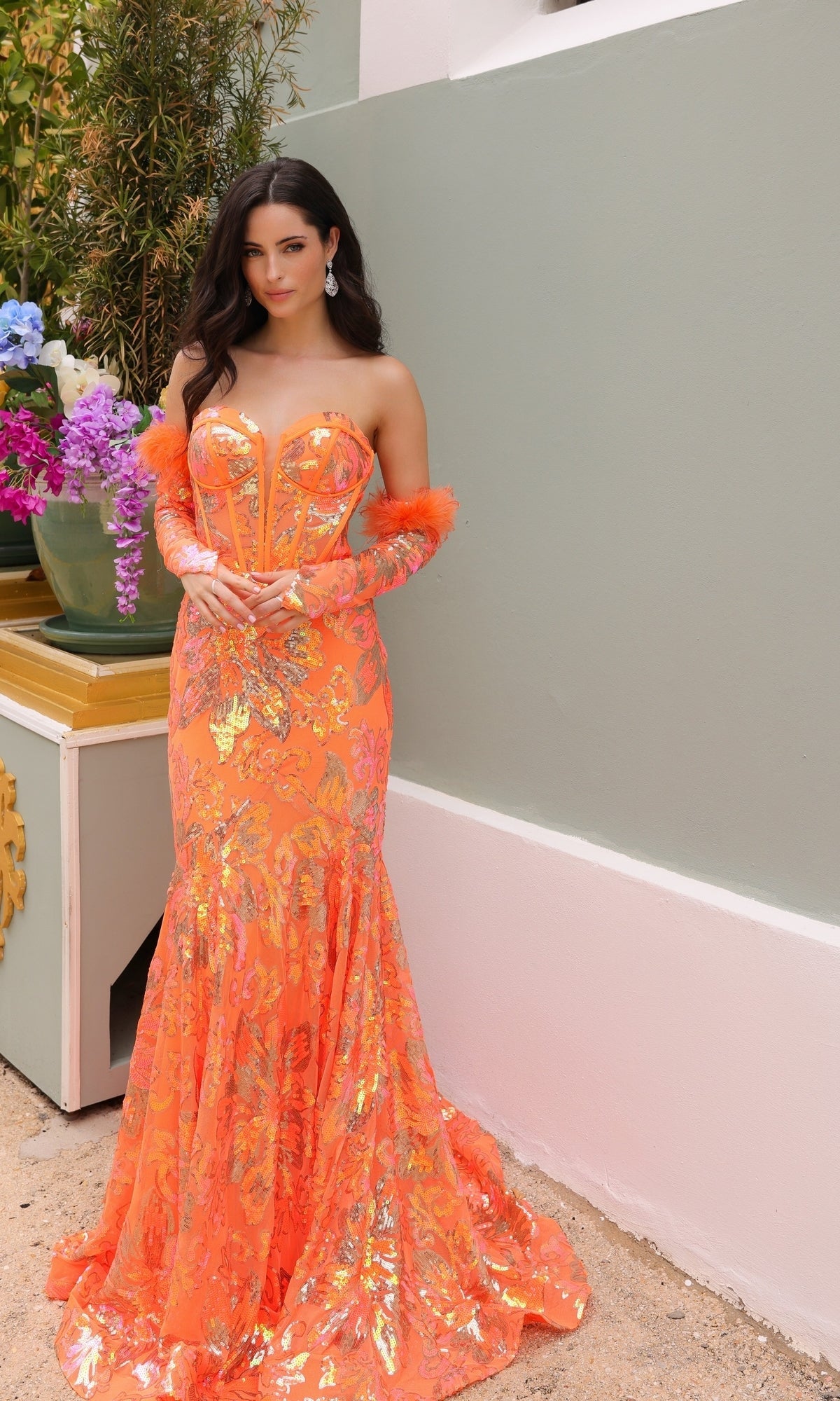 Vestido de fiesta sin tirantes con estampado de lentejuelas y guantes D1269