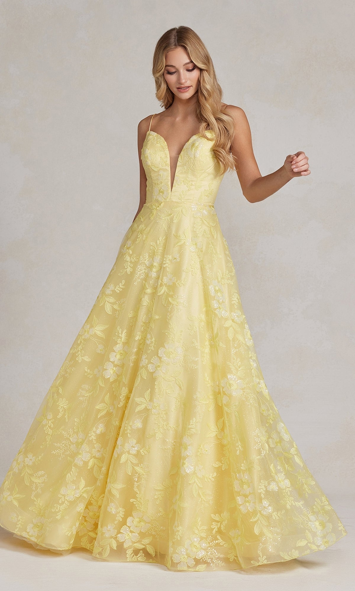 Vestido de fiesta largo amarillo con escote en V pronunciado – E1175