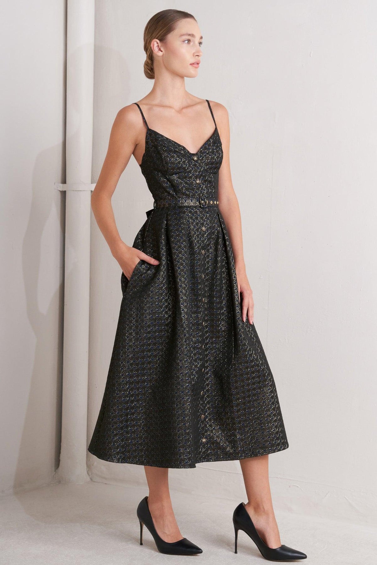 Flying Tomato NAVY/GOLD DRESSES