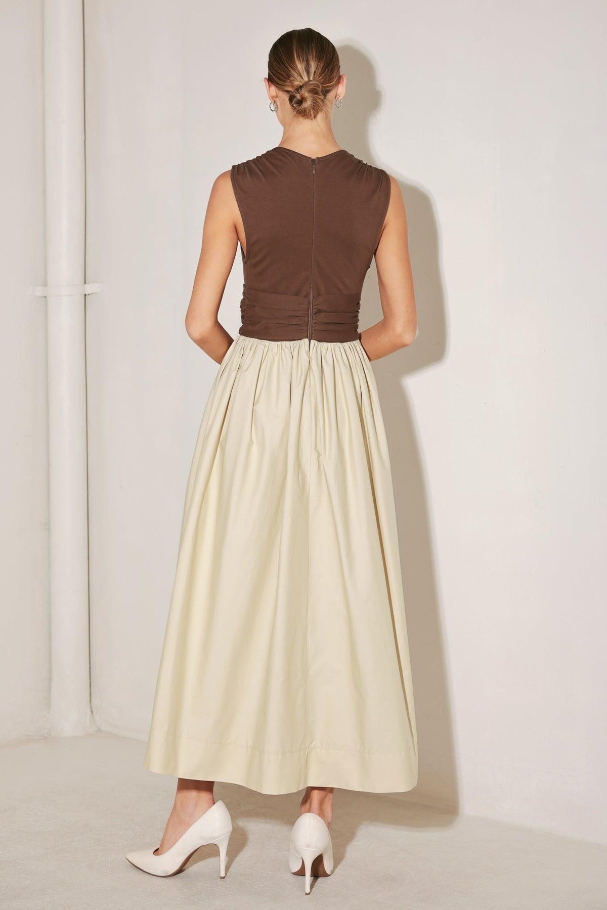 Flying Tomato OFF WHITE DRESSES