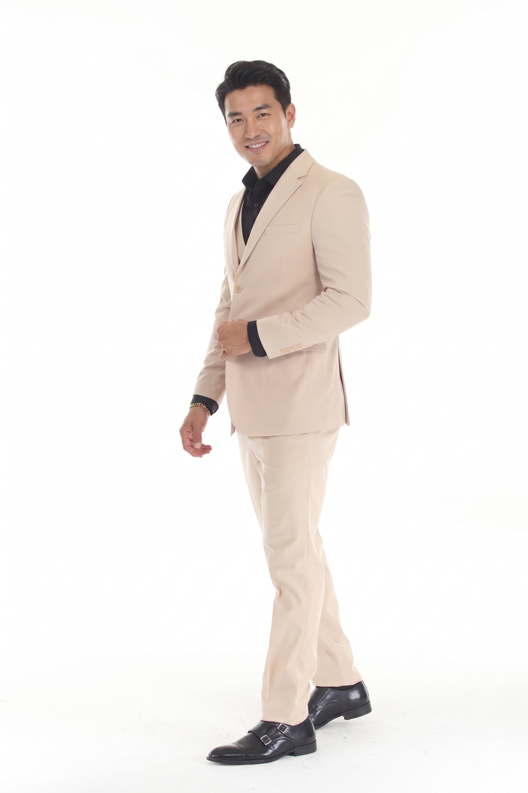 3-Piece Slim Fit Suit with Notch Lapel Blazer, Double-Breasted Vest, and Active 2-Way Stretch