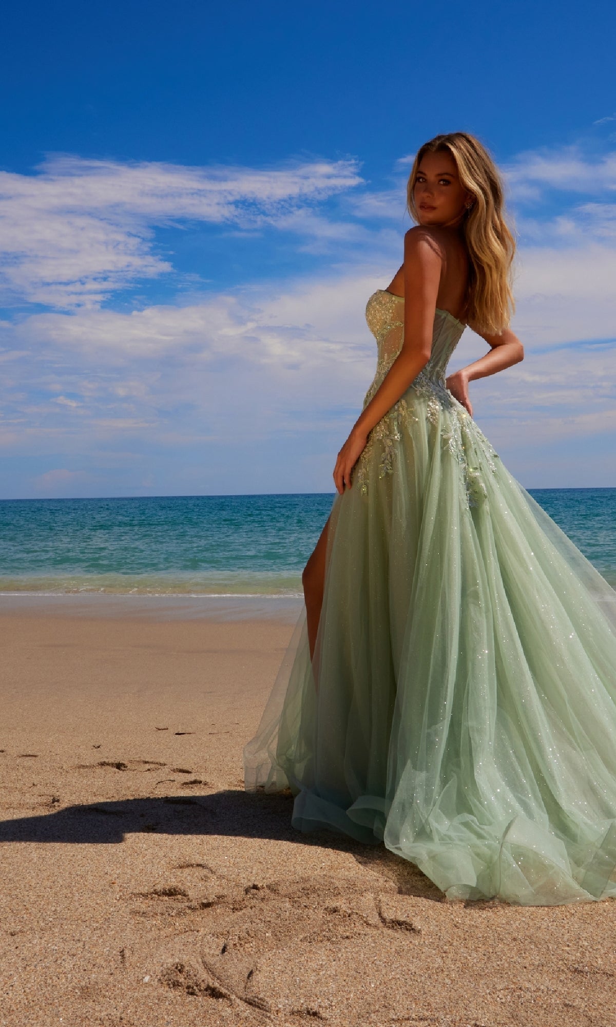 Vestido largo de fiesta sin tirantes – Nox Anabel G1371