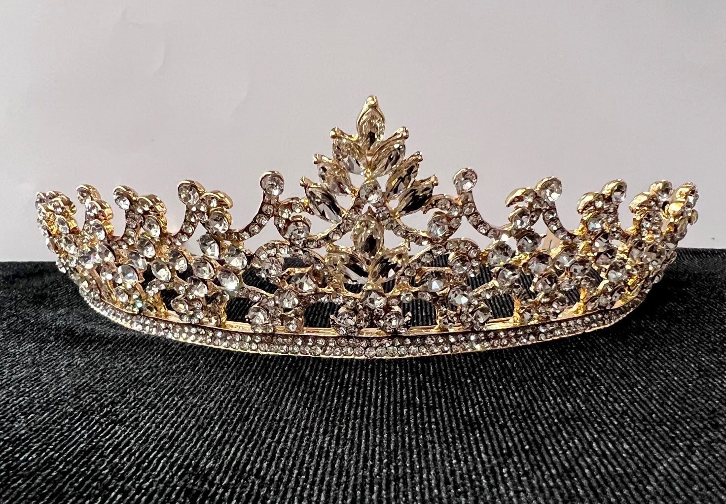 Tiara TR-910 by Calla Collection