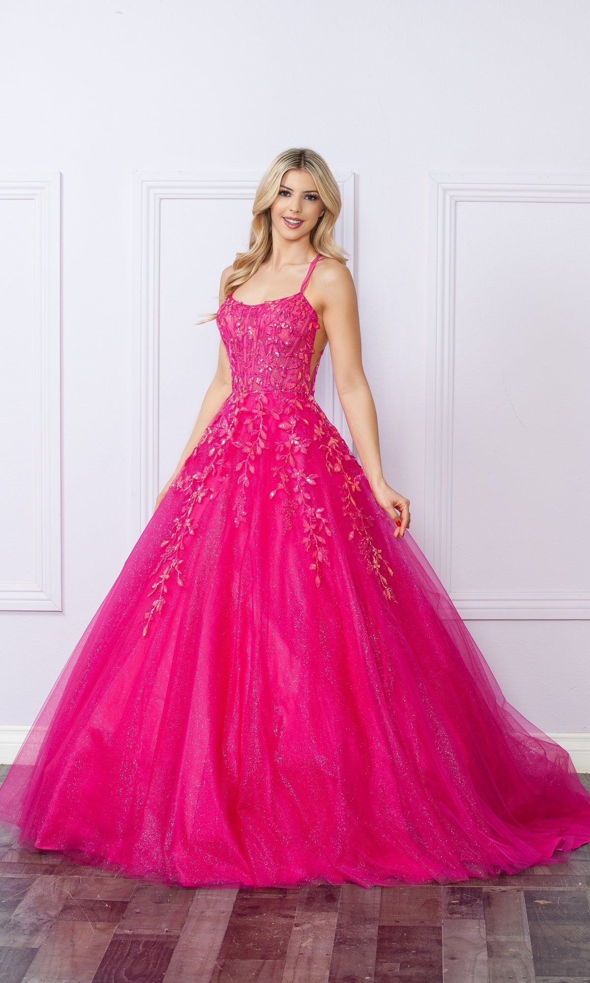 Vestido de fiesta de tul con purpurina brillante H1271