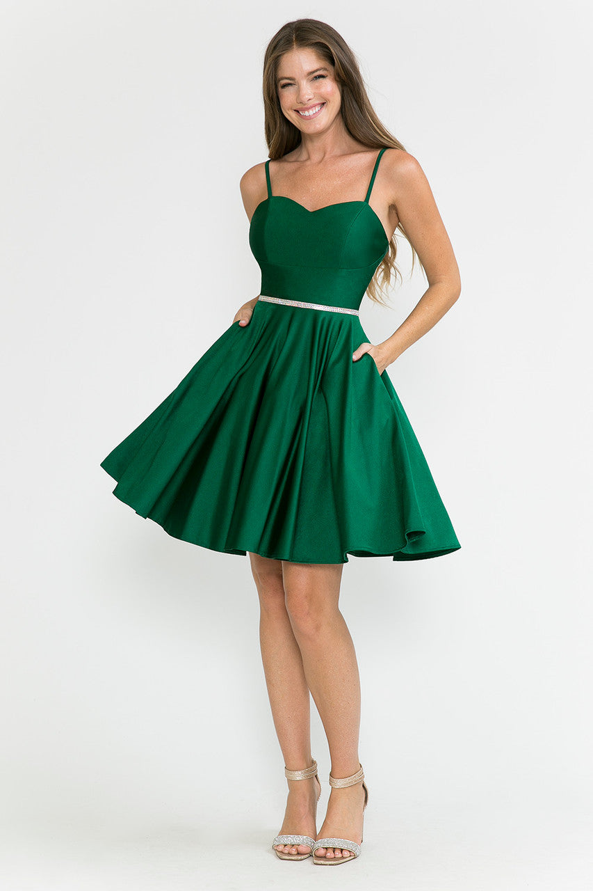 Vestido de graduación con tirantes finos y adornos de Lenovia 5261