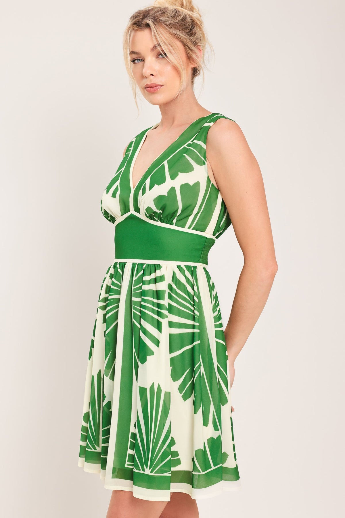 Flying Tomato IVORY GREEN DRESSES