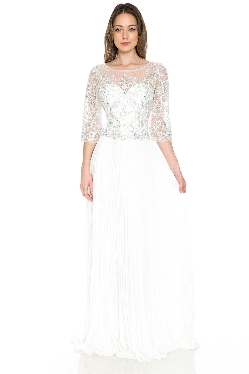 Vestido de novia corte A con escote ilusión bordado en marfil, mangas 3/4 y falda plisada de gasa de Lenovia 8145