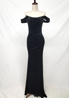 Chicas DM809 Modern Evening Black Floor-Length Style Velvet Dress