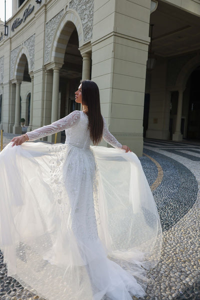 Chic and Holland BLUSH Bridal dress