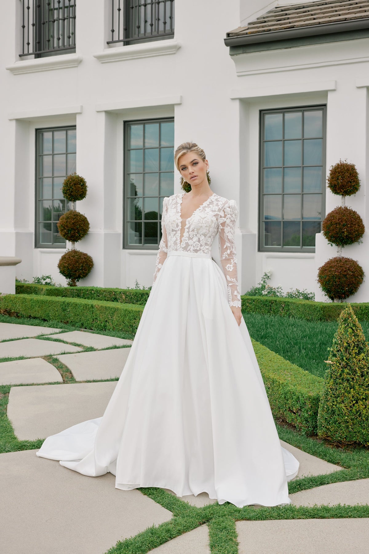 Nox Anabel JE1078 V-Neck Floral Applique A-Line Long Corset Wedding Dress with Train