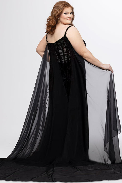 Sydney's Closet Black/White Prom Dress