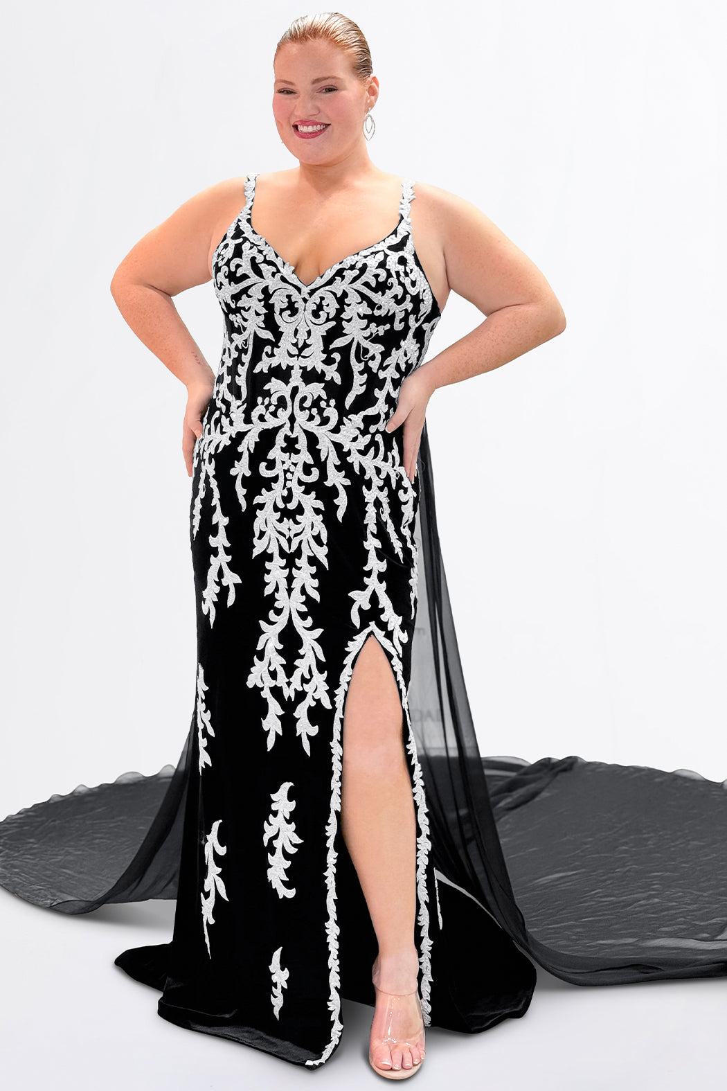 Sydney's Closet Black/White Prom Dress