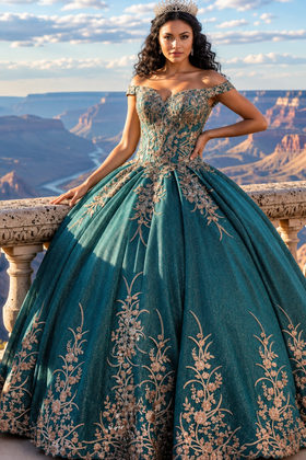 Vestido de quinceañera con hombros descubiertos y encaje brillante Layla K LK220