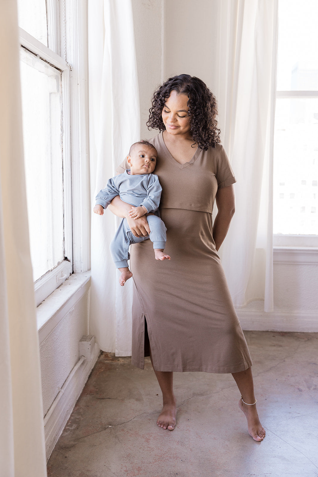 Brown Tea Length Short Sleeve Maternity Everyday Breastfeeding Dress with Panel