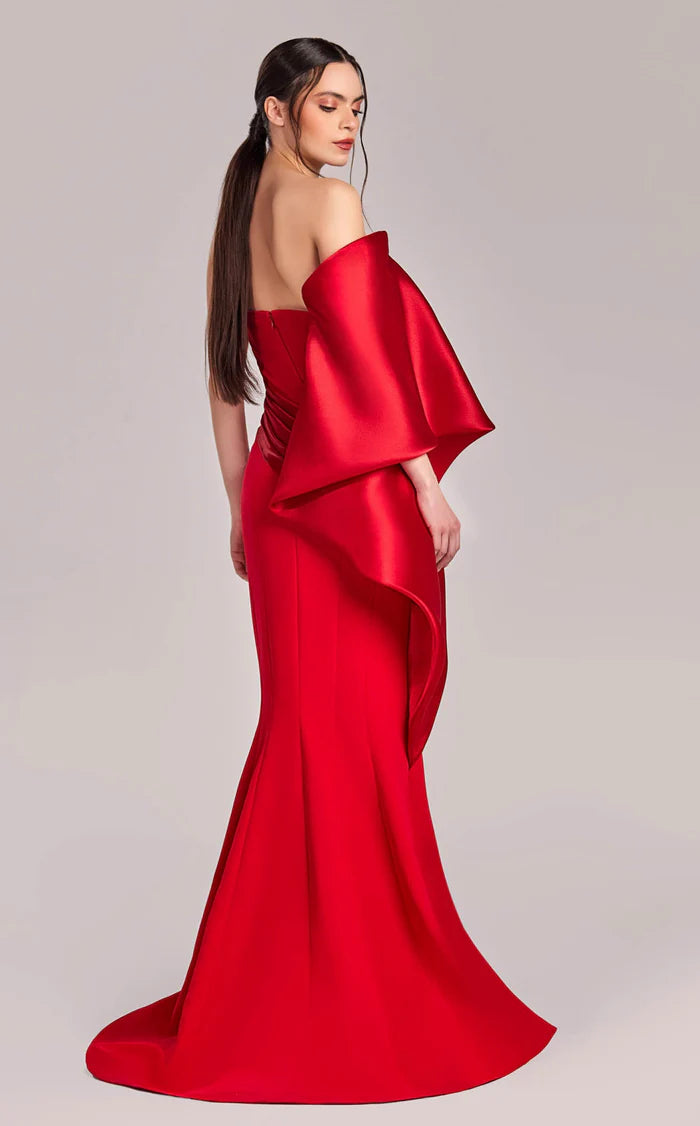 MNM Couture RED Dresses