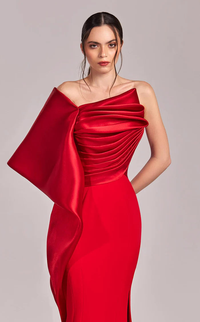 MNM Couture RED Dresses