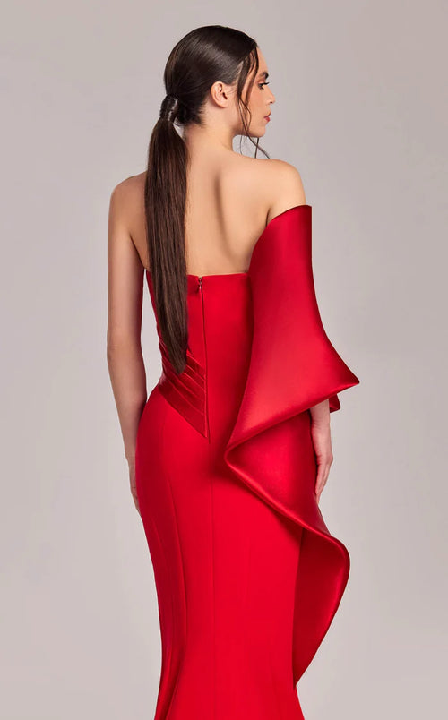 MNM Couture RED Dresses