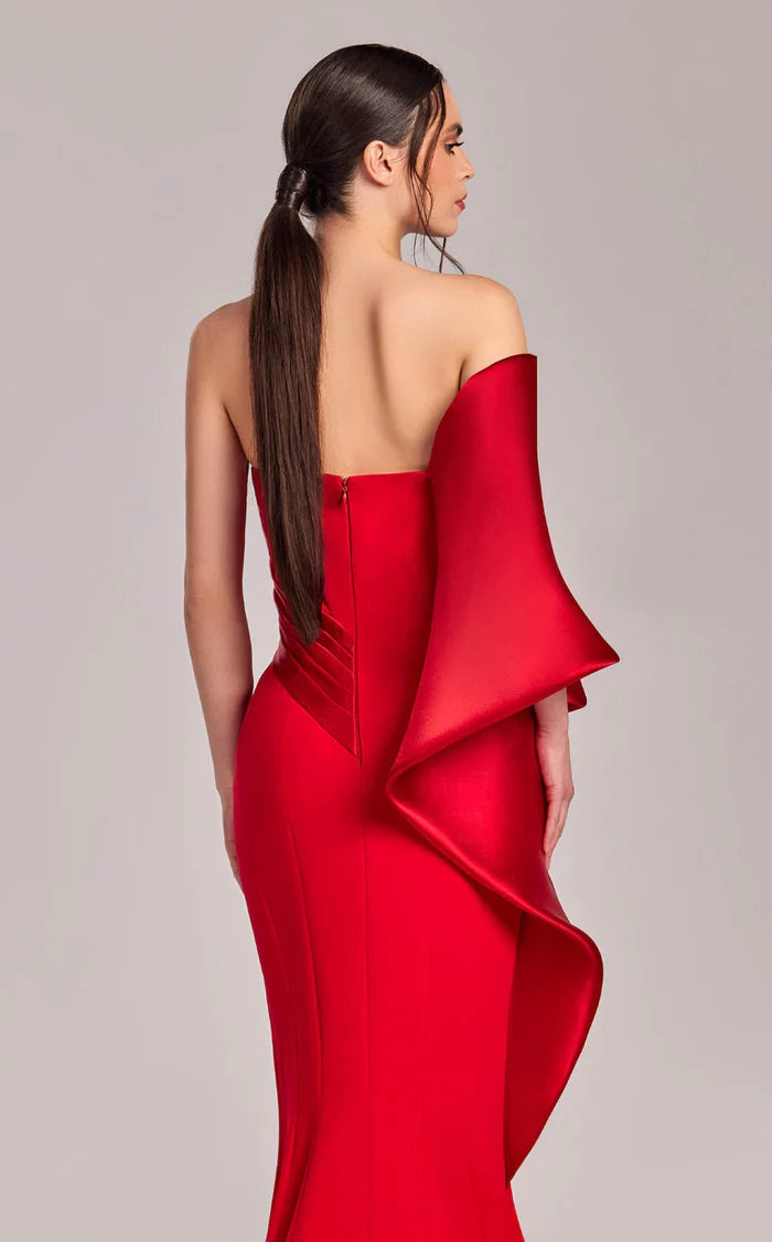 MNM Couture RED Dresses