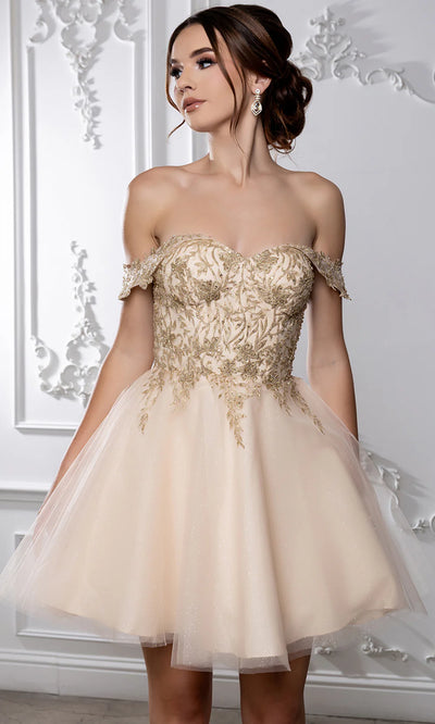 Sweetheart Neckline Tulle Short Dress Strapless Fit & Flare Homecoming Dress by May Queen MQ2224