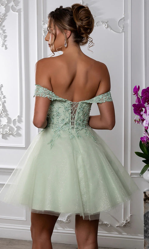 Sweetheart Neckline Tulle Short Dress Strapless Fit & Flare Homecoming Dress by May Queen MQ2224