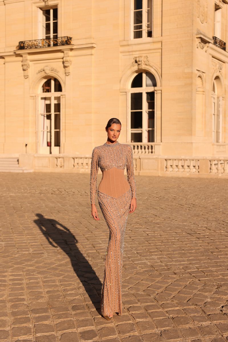Chic and Holland Nude Dress