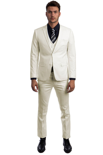 Traje básico liso de dos botones para hombre en color marfil.