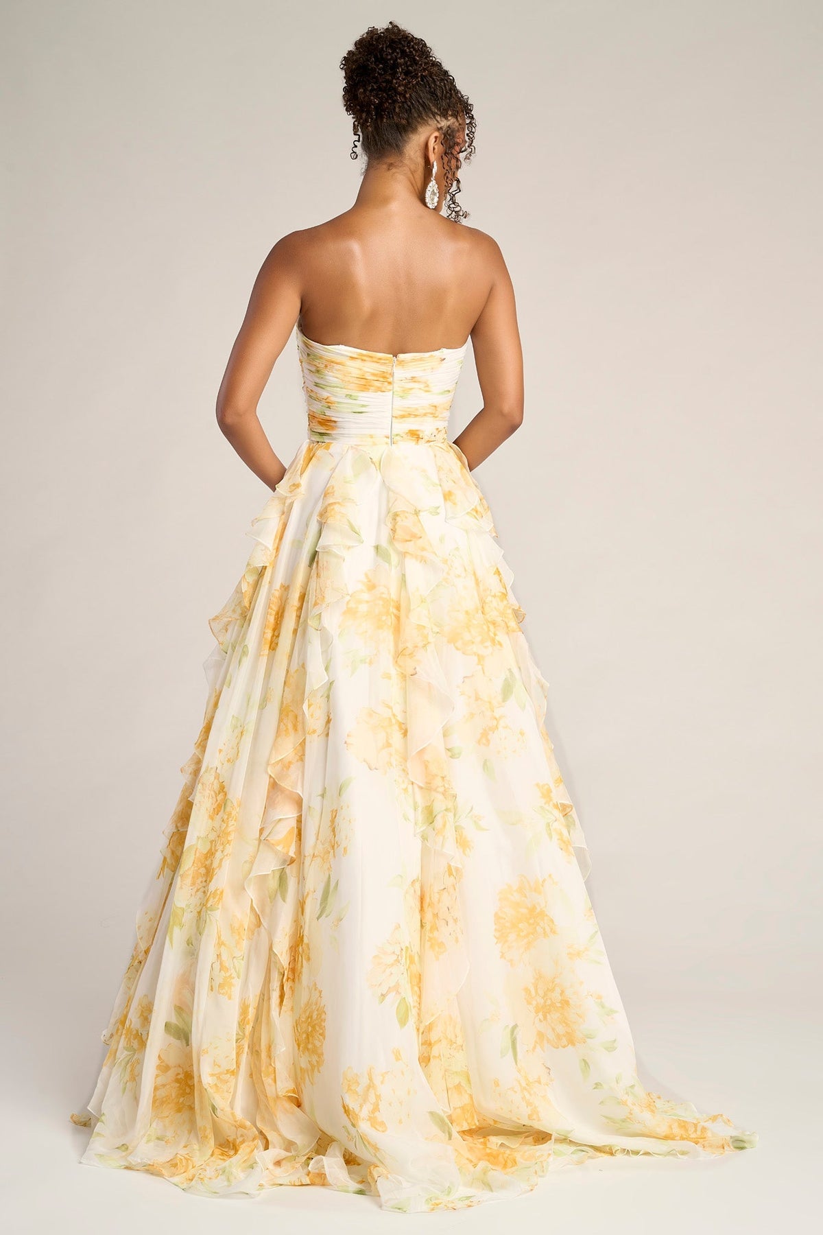 Portia and Scarlett White/Lemon dress