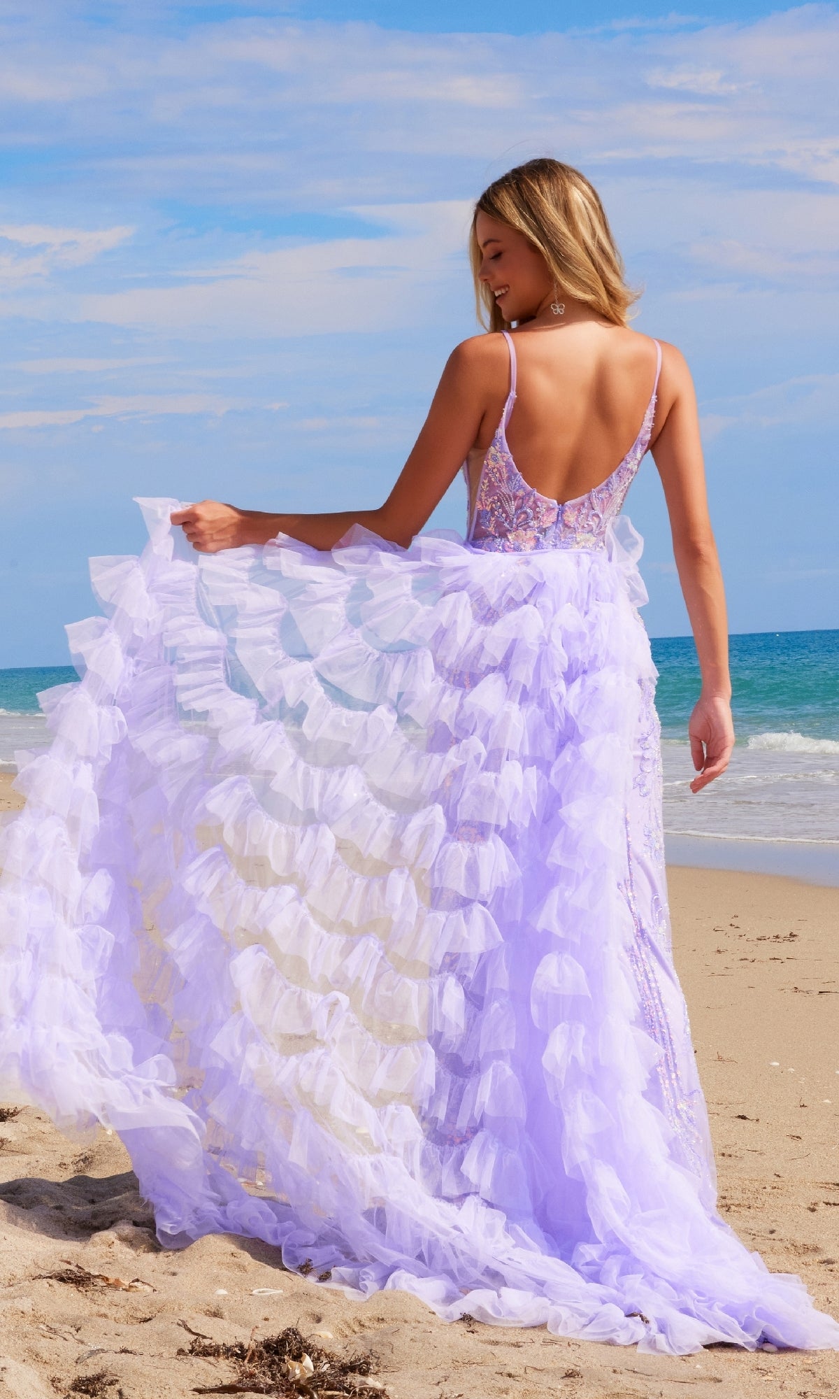 Vestido de fiesta largo con volantes y cuentas Nox Anabel Q1542