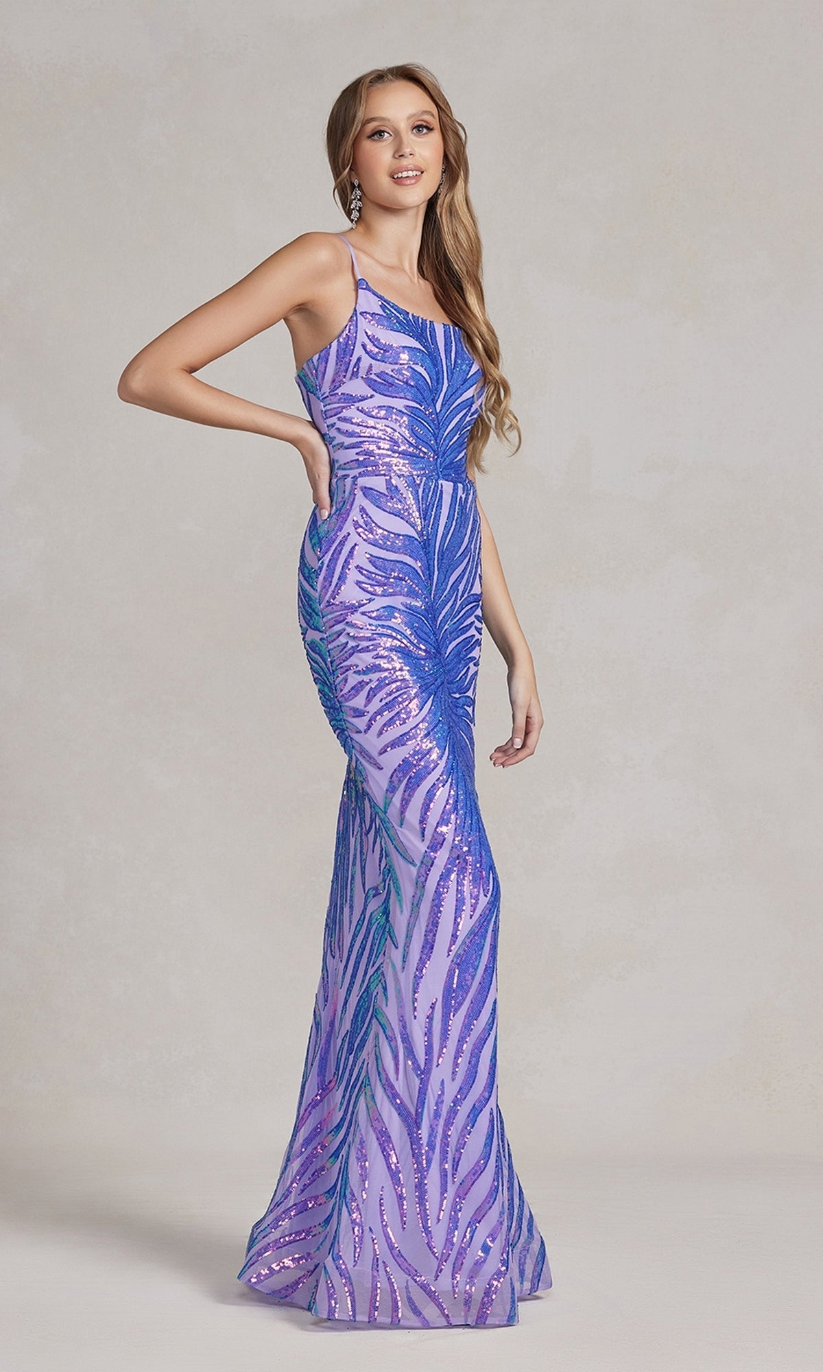 Elegante vestido de lentejuelas de un solo hombro – Estilo R1204