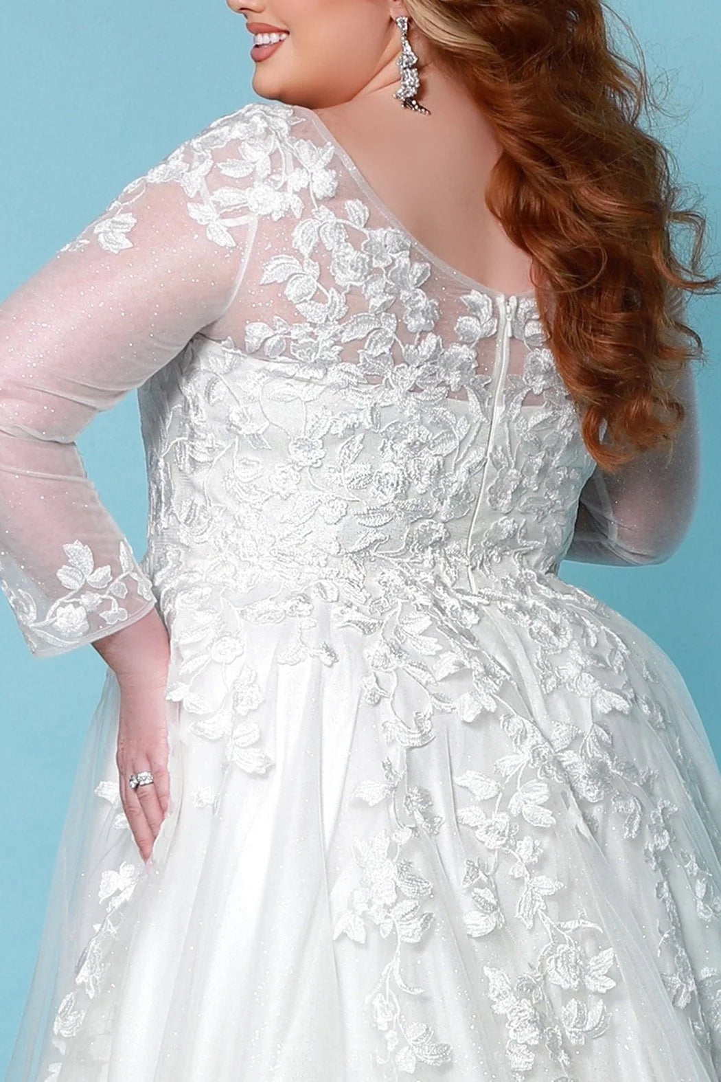 Sydney's Closet Ivory Wedding Dress