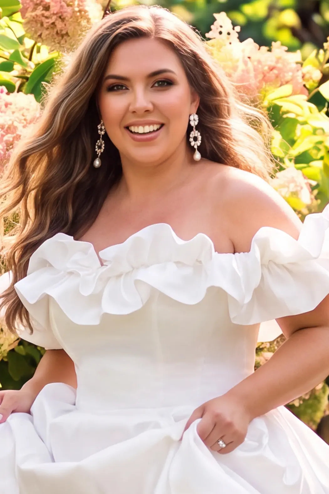 Sydney's Closet Ivory Wedding Dress