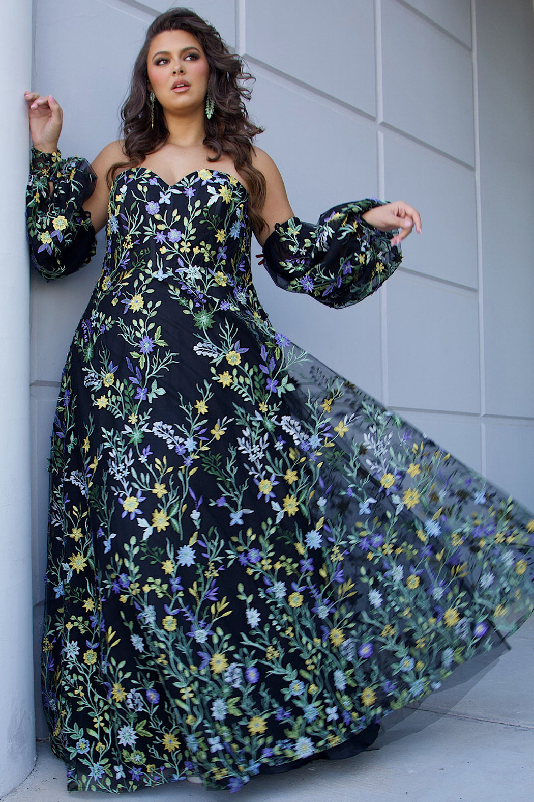 Sydney's Closet Black Floral Prom Dress