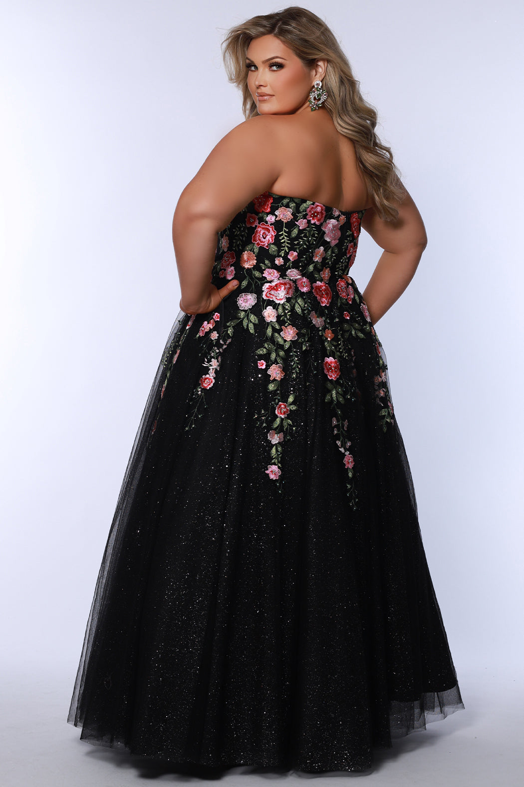 Sydney's Closet Black Floral Prom Dress