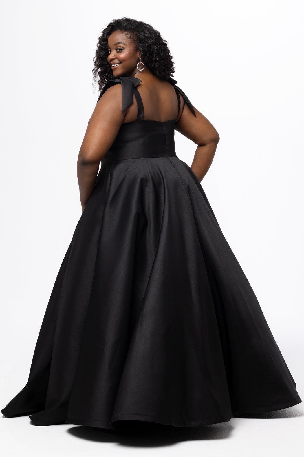 Sydney's Closet Black Prom Dress
