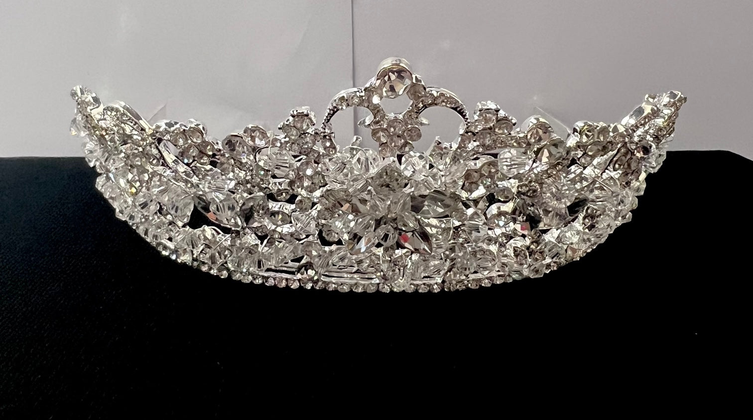 Tiara TR-776 by Calla Collection