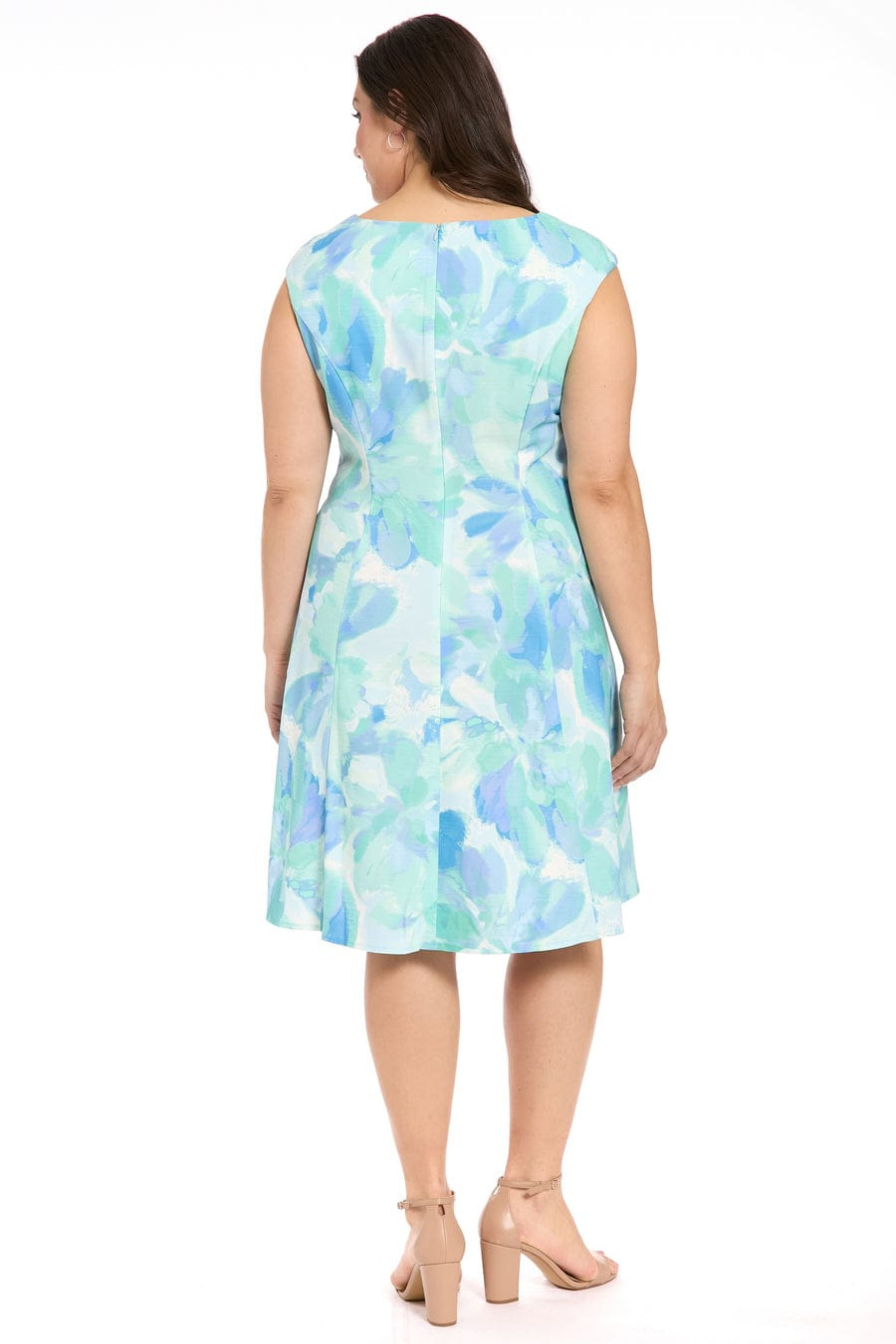 London Times T10249M Floral Fit-and-Flare Cap Sleeve Boat Neck A-Line Dress with Floral Print