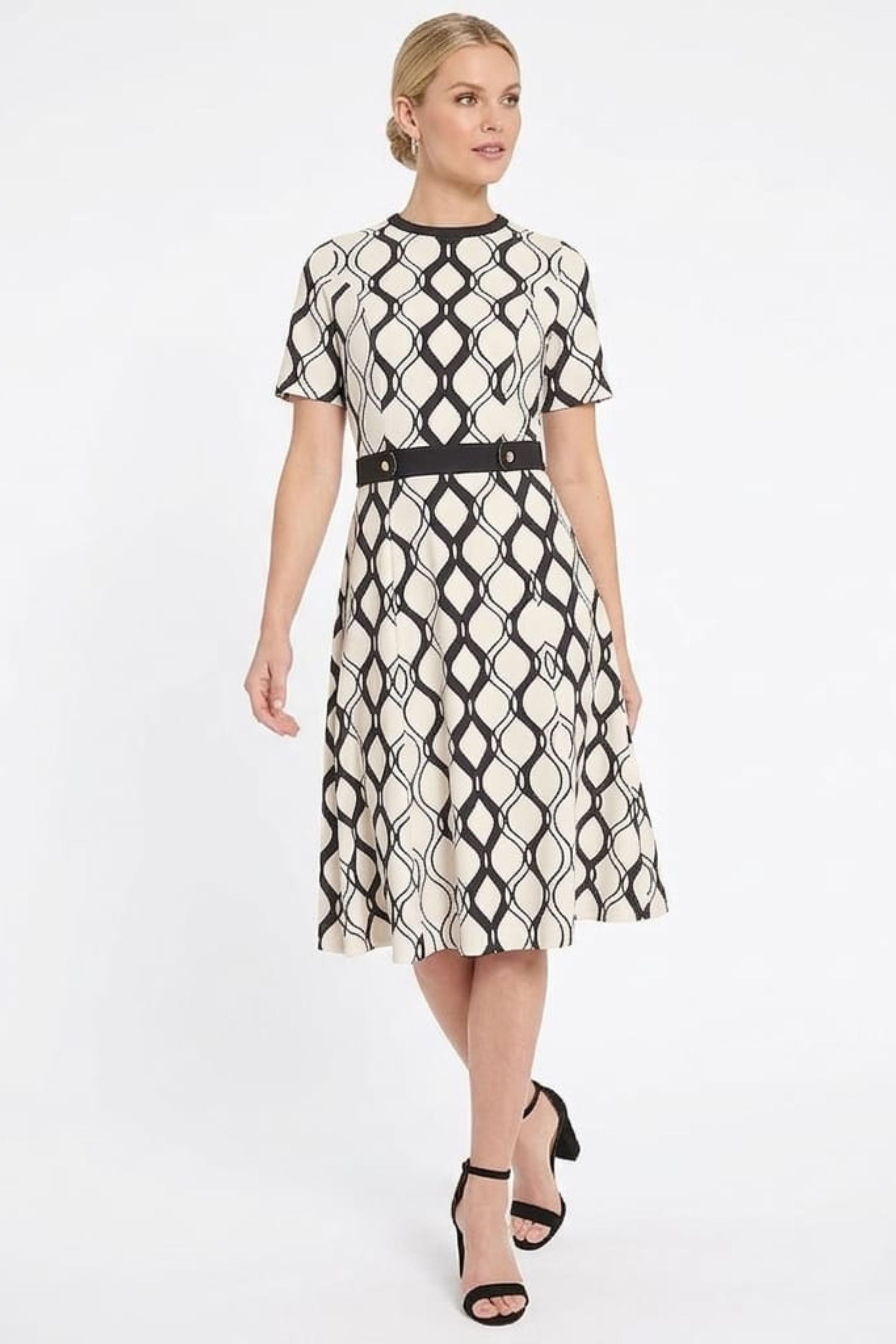 London Times T10466M Geometric Fit-and-Flare Short Sleeve Jewel Neck A-Line Knit Dress with Metallic Finish