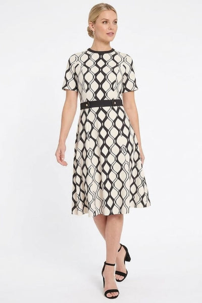 London Times T10466M Geometric Fit-and-Flare Short Sleeve Jewel Neck A-Line Knit Dress with Metallic Finish