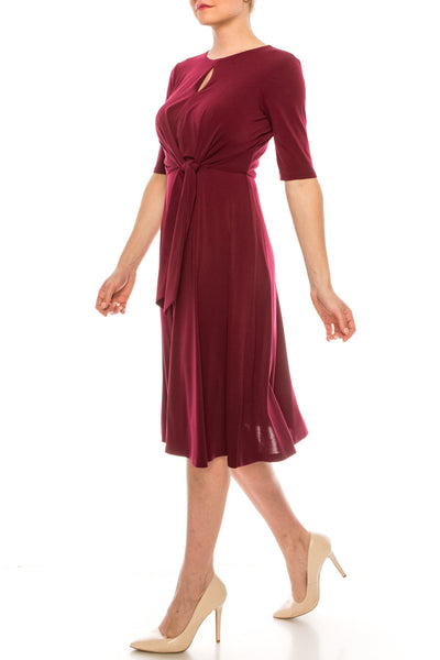 London Times T4667M Merlot Short Sleeve A-Line Midi Day Dress with Jewel Neck, Bubble Crepe