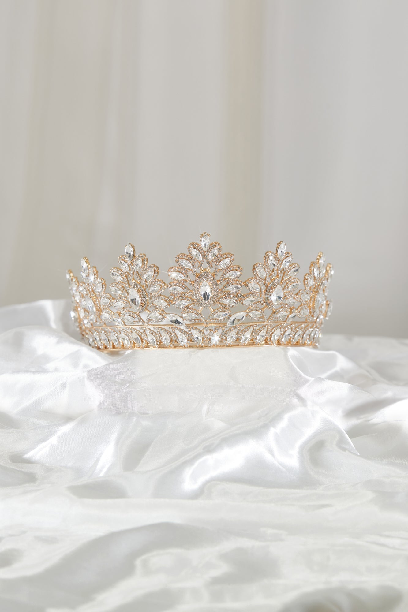 Tiara TR-937 by Calla Collection