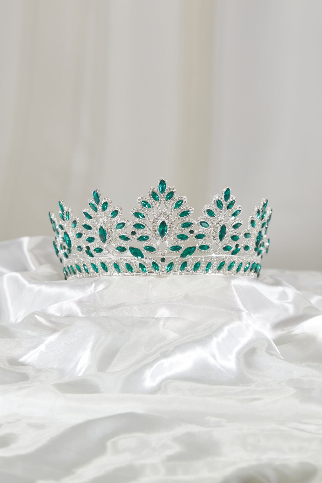 Tiara TR-937 by Calla Collection