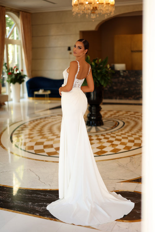 Tina Holly TW901 Wedding Sheath Plunging 3D Lace Lace AppliquÃ© Lace Crepe Dress