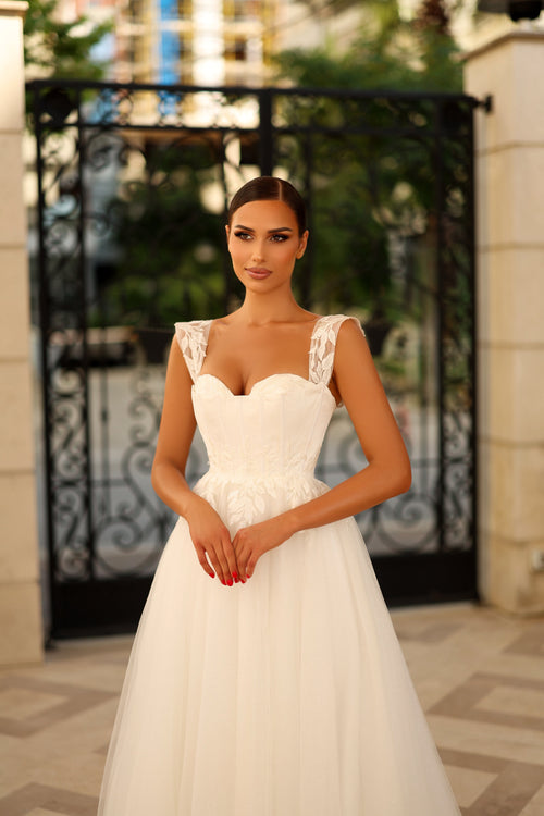 Tina Holly TW903 Wedding A-Line Sweetheart Lace AppliquÃ© Tulle Lace Dress