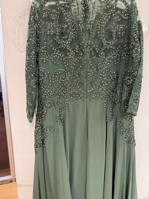 Clearance Eucalyptus Size L Long Formal Mother of the Bride Dress By Eva USA 5248