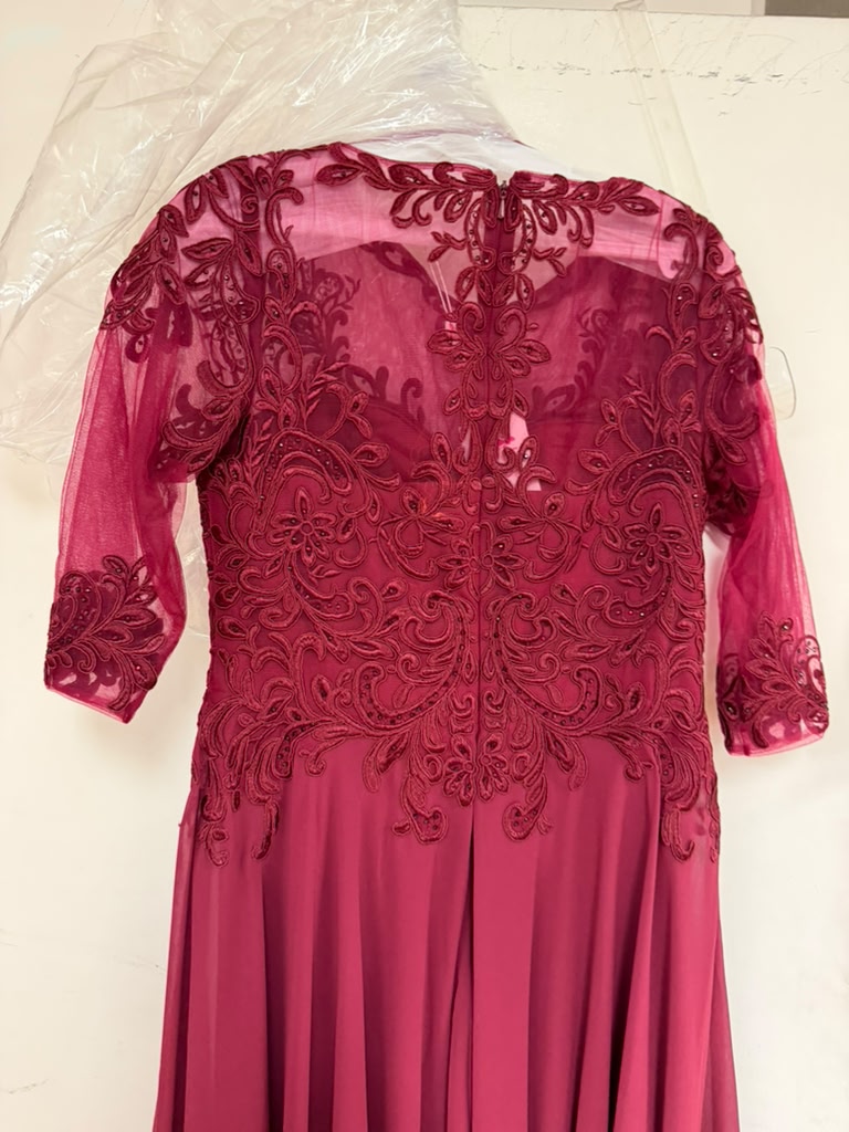 Clearance Burgundy Size S Tea Length A Line mother of the bride Dress By Eva USA 5312