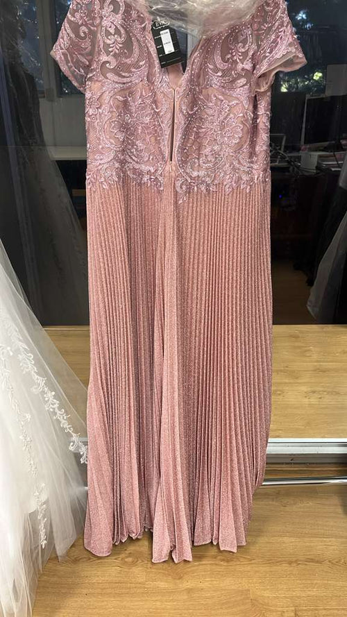 Eva USA 5241 Vestido largo formal metálico para madre de la novia