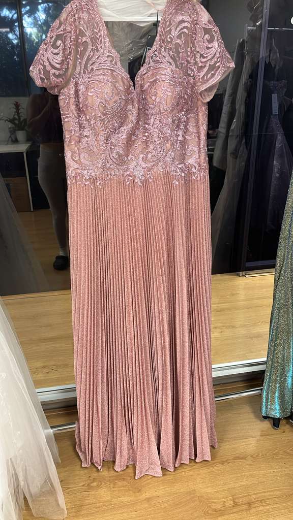 Eva USA 5241 Vestido largo formal metálico para madre de la novia