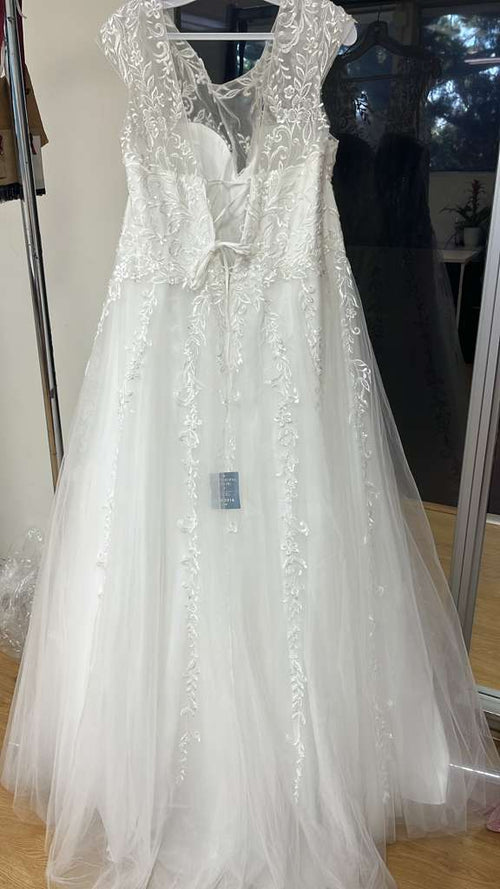 Clearance Ivory Size 3XL Lace Appliqué Illusion Neckline Cap Sleeve A-Line Wedding Dress By Lenovia 8349