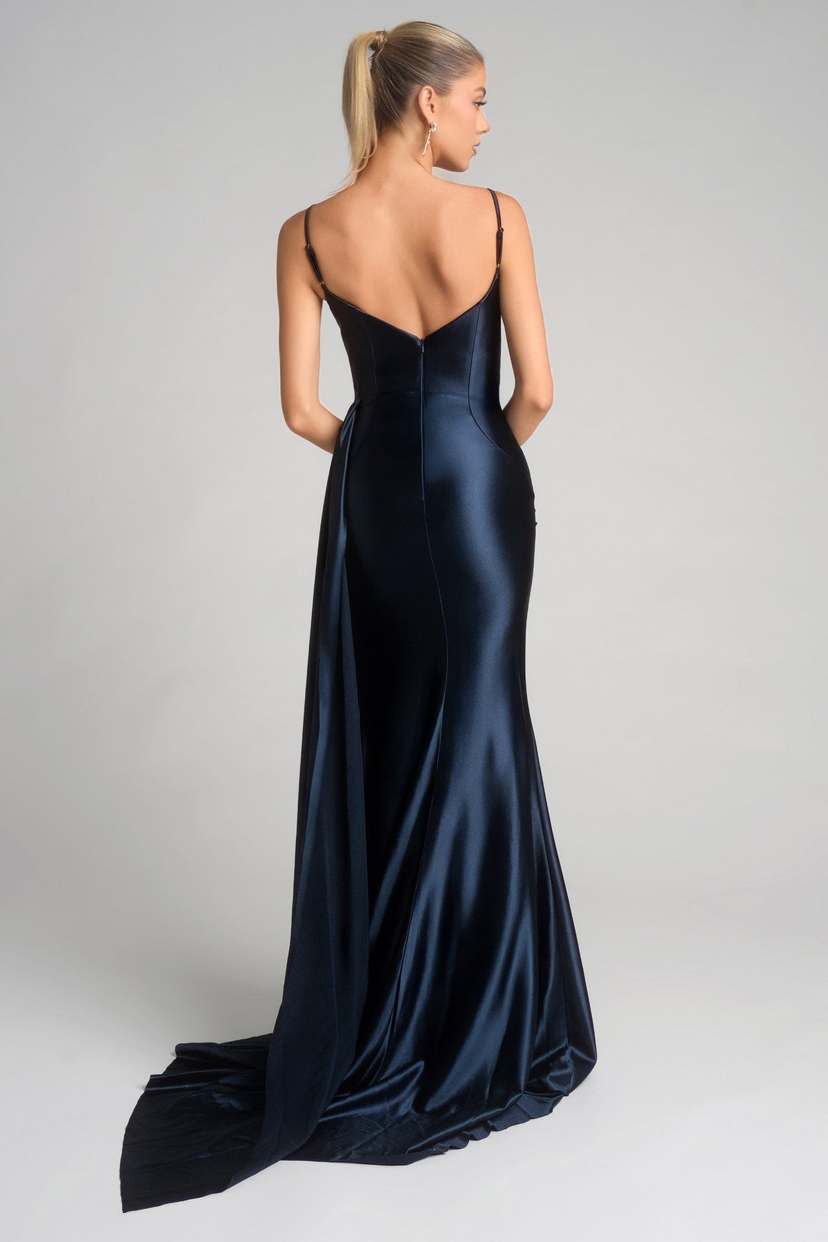 PORTIA & SCARLETT Black dress
