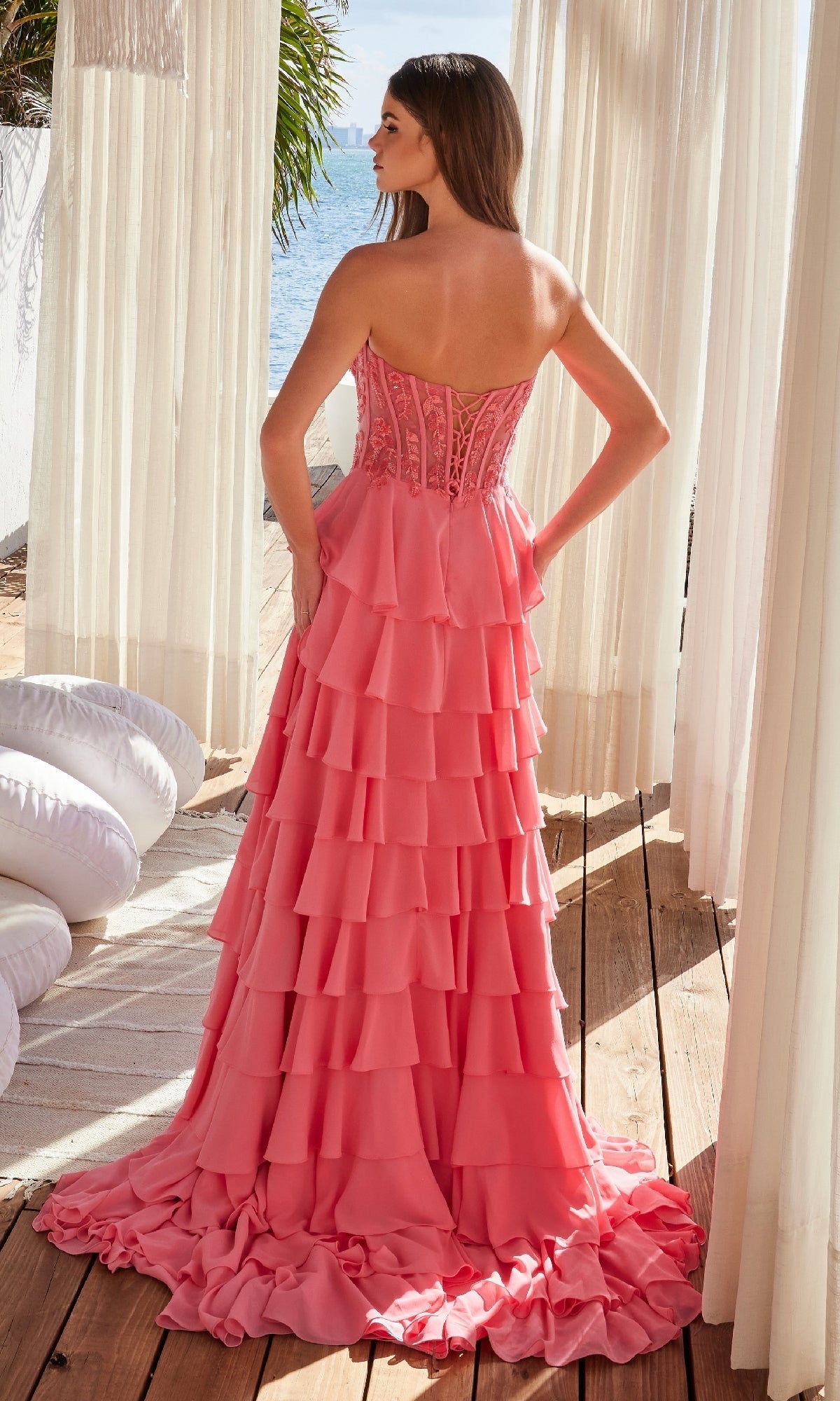 Elegante vestido de fiesta largo sin tirantes con volantes Y1551